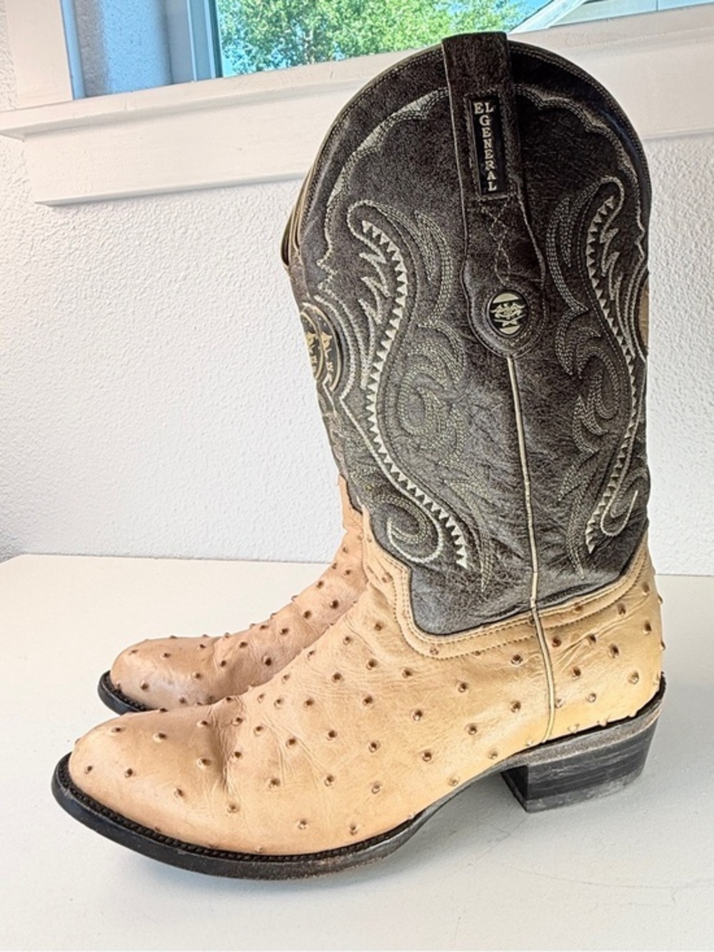 El General Ostrich Print Western Cowboy Boots Size 8 Tan Leather Embroidered